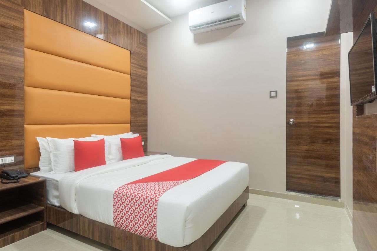 Hotel Blue Executive Near Chhatrapati Shivaji International Airport Bombay Eksteriør billede