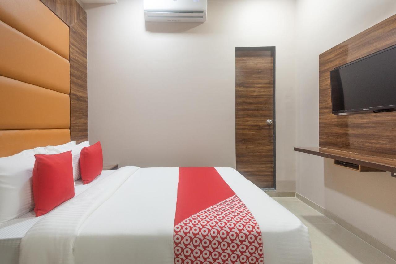 Hotel Blue Executive Near Chhatrapati Shivaji International Airport Bombay Eksteriør billede